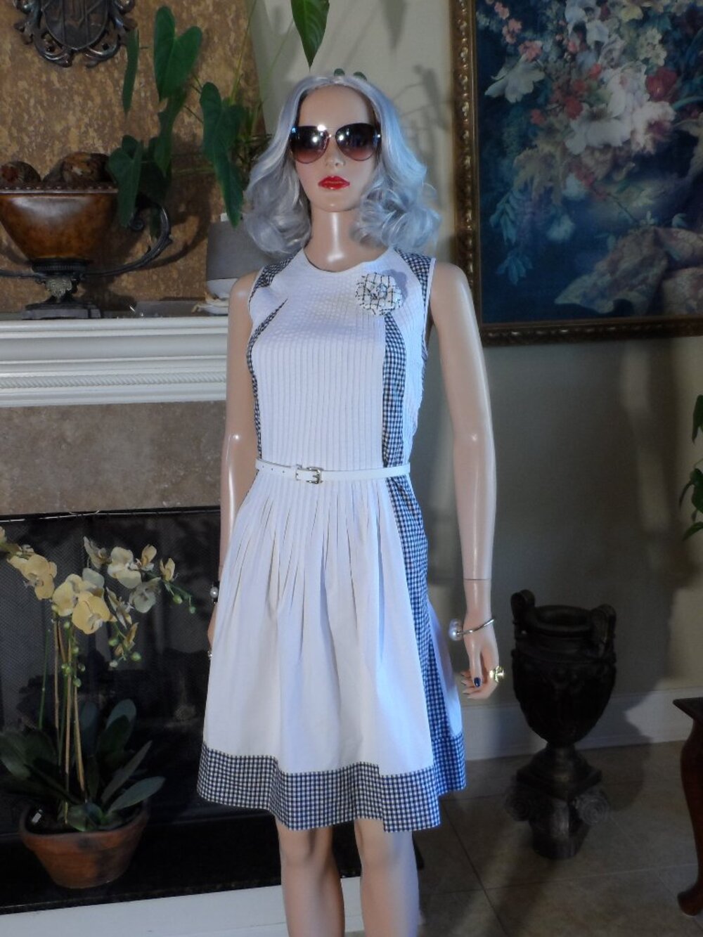 Diane von Furstenberg White & Gingham Pleated Fit & Flare Dress Size 8